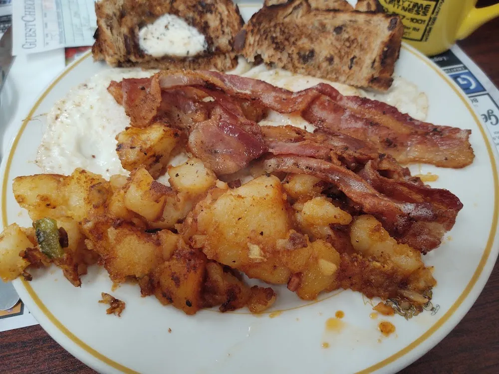 Two Eggs and Toast with Bacon